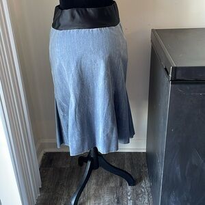 Lilo Maternity Denim Skirt Size Small